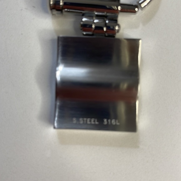 NWOT stainless steel keychain - Picture 4 of 5